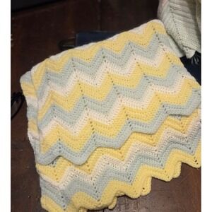 Handmade Crochet Baby Blanket Unisex 48x36 Yellow Green White Chevron Vintage